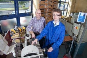 Dalta agus Muinteoir ag obair